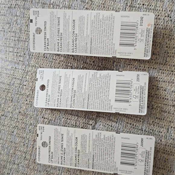 COVERGIRL BRAND WOMEN'S TINTED LIP BALM #400 "YOU'RE THE PALM" BUNDLE OF 3 - Picture 5 of 5